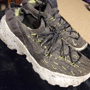 NIKE SPACE HIPPIE 04 GREY AND BLACK MEN'S SNEAKERS sz 9